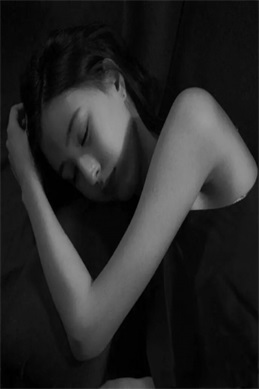 张馨予露全乳-张馨予照片传闻不可信